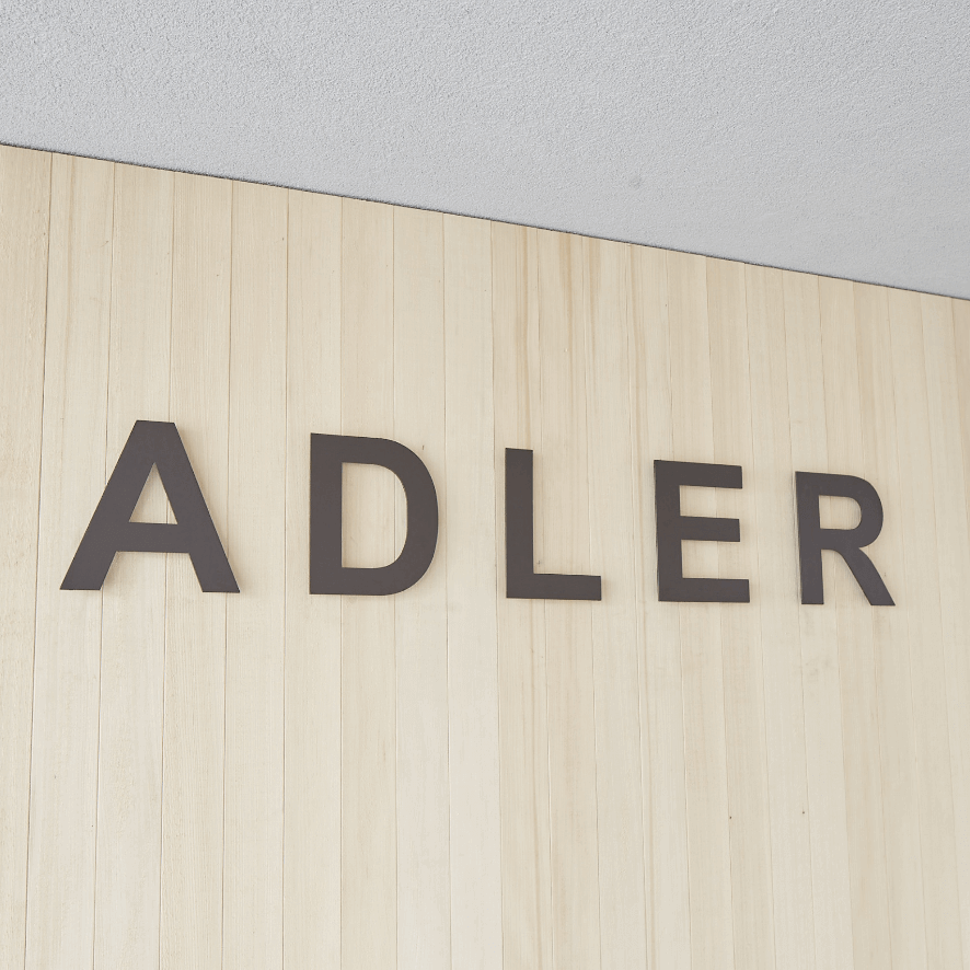 Adler 01